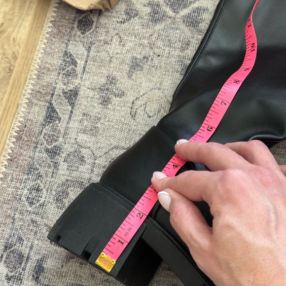 Steve Madden ‘Higher’ Black Knee High Boots - Picture 9 of 9